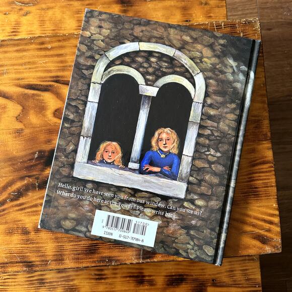 Vintage 1999 The Yeoman's Daring Daughter & The Princess In The Tower Book - Picture 8 of 9